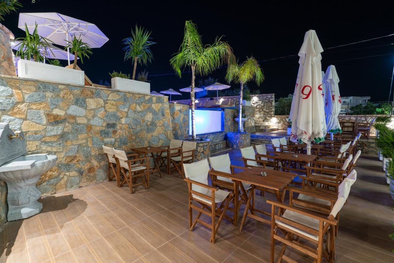 Hotel Memaj Ksamil Kültér fotó