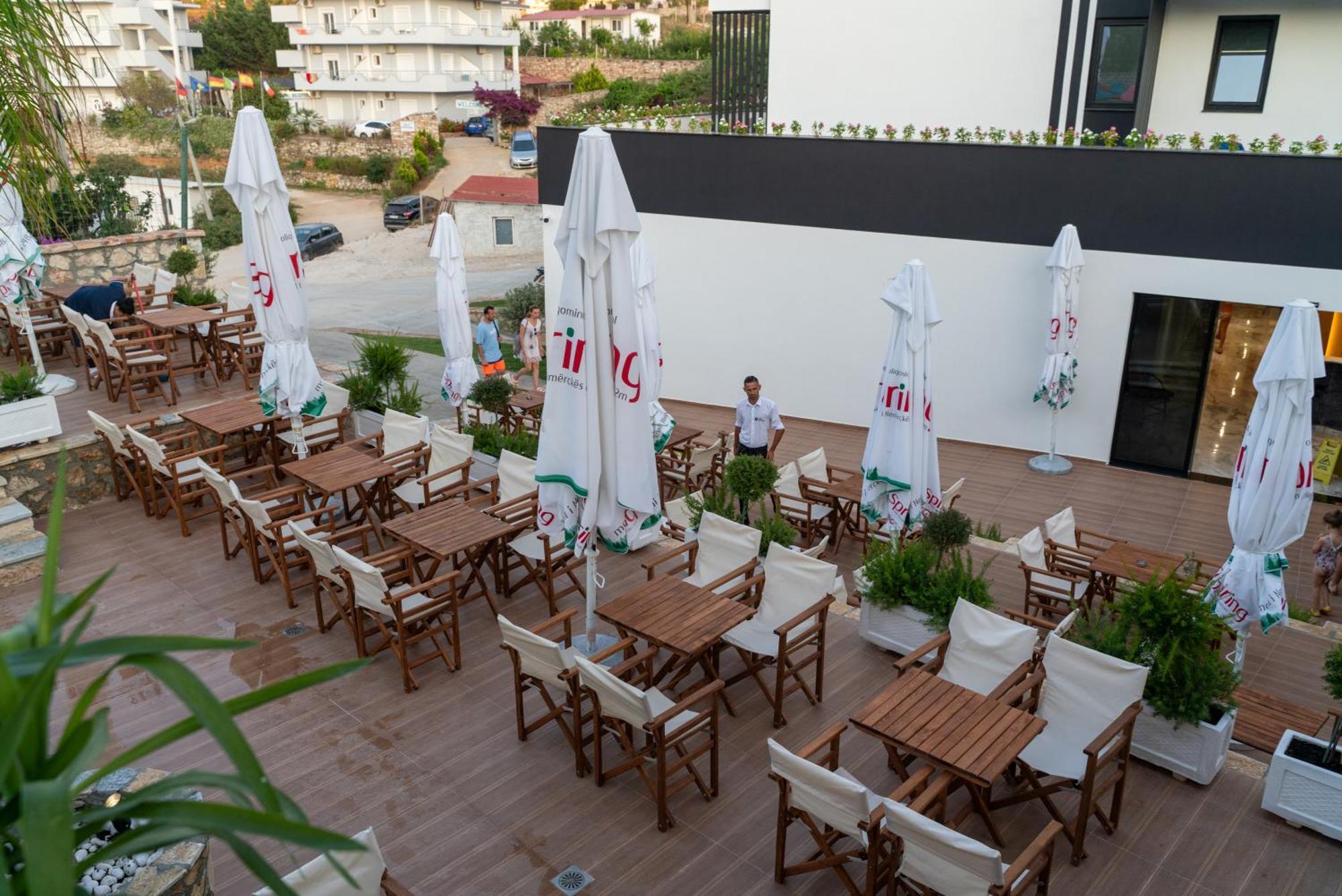 Hotel Memaj Ksamil Kültér fotó