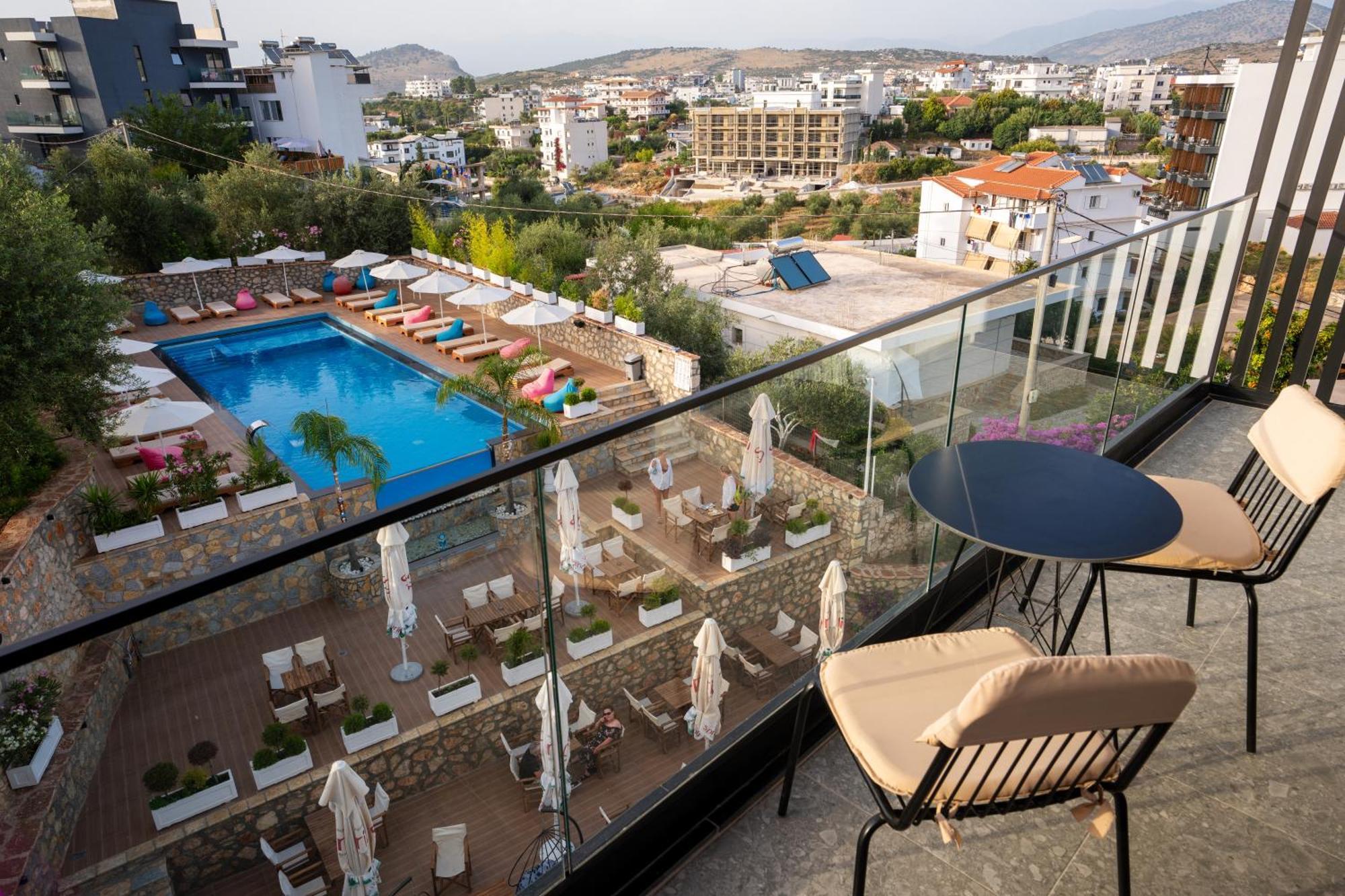 Hotel Memaj Ksamil Kültér fotó